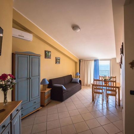 B&B La Sirena Santa Teresa Di Riva Eksteriør bilde