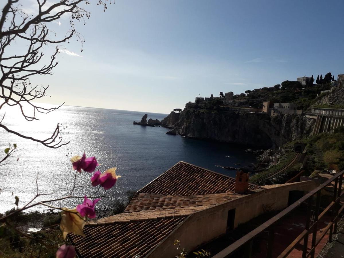 B&B La Sirena Santa Teresa Di Riva Eksteriør bilde
