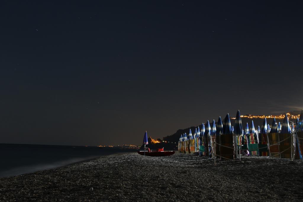 B&B La Sirena Santa Teresa Di Riva Eksteriør bilde