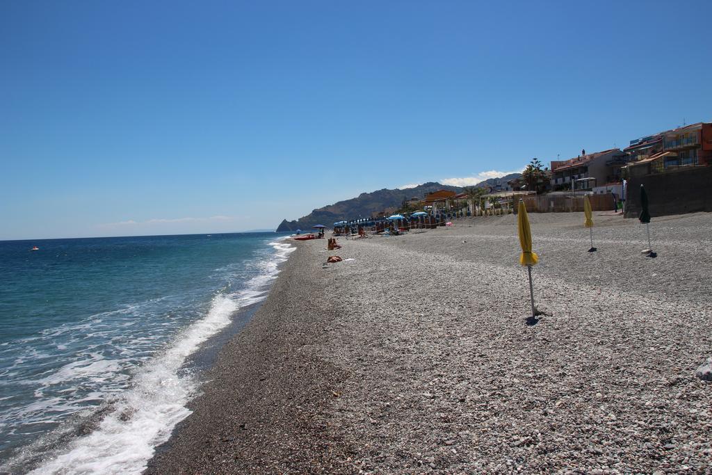 B&B La Sirena Santa Teresa Di Riva Eksteriør bilde